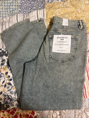 Good American Light Wash Stone Blue High-Rise Petite Straight Jeans